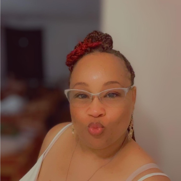 Meet your Posher, Jane - Picture 1 of 1